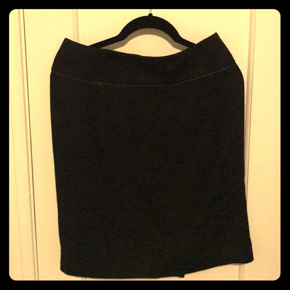 Banana Republic Lightweight Wool Skirt - Picture 1 of 5